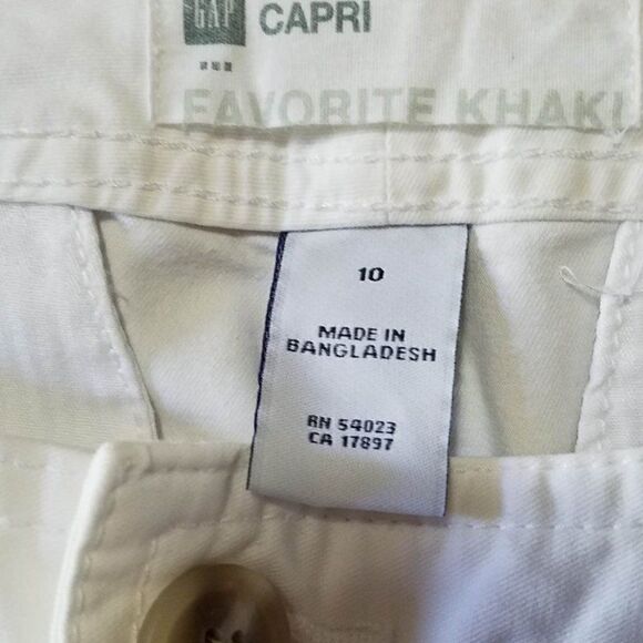 Gap Favorite Khaki White Capris Size 10 - Picture 2 of 9